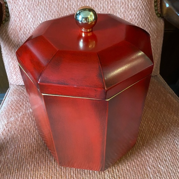 Antique Red Octagon Ice Bucket with Lid - Picture 2 of 7